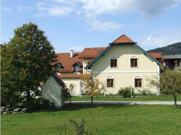 Вилла Biohof Hobarth Sankt Martin  Экстерьер фото